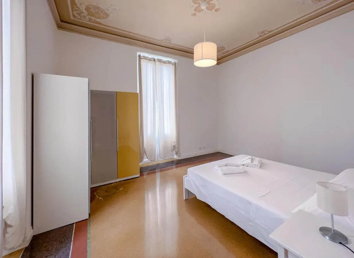 Apartment Appartamenti In Villa Del '900 Varazze